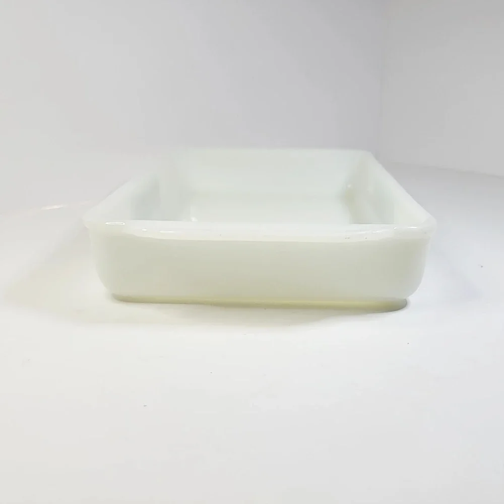Vintage Fire King Anchor Hocking Ovenware 411 Fruit Tree Casserole Dish 2qt F6